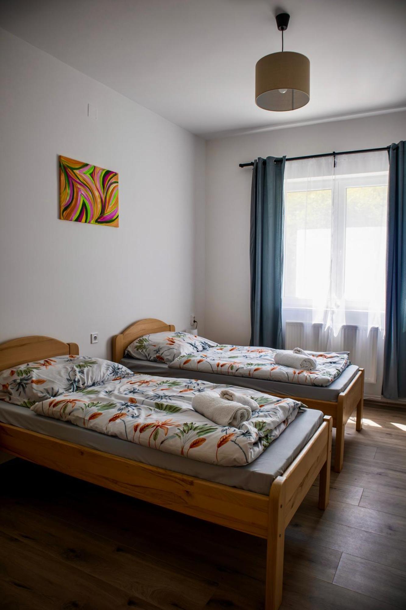 Izisz Apartman Matraterenye Exterior foto
